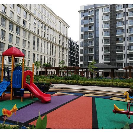 Cozyvilla At 81 Newport Blvd Walk To Naia T3 Marriott & Resorts World Casino & Newport Mall For 5 Pax Free Parking!!!! Pasay Kültér fotó