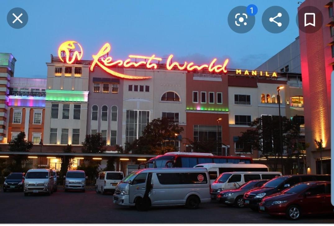 Cozyvilla At 81 Newport Blvd Walk To Naia T3 Marriott & Resorts World Casino & Newport Mall For 5 Pax Free Parking!!!! Pasay Kültér fotó