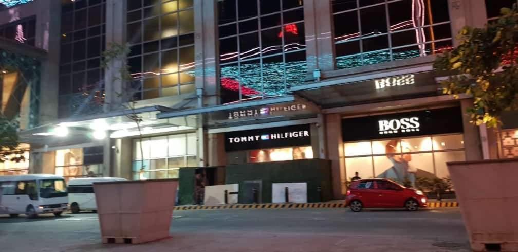 Cozyvilla At 81 Newport Blvd Walk To Naia T3 Marriott & Resorts World Casino & Newport Mall For 5 Pax Free Parking!!!! Pasay Kültér fotó