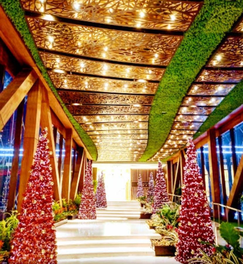 Cozyvilla At 81 Newport Blvd Walk To Naia T3 Marriott & Resorts World Casino & Newport Mall For 5 Pax Free Parking!!!! Pasay Kültér fotó