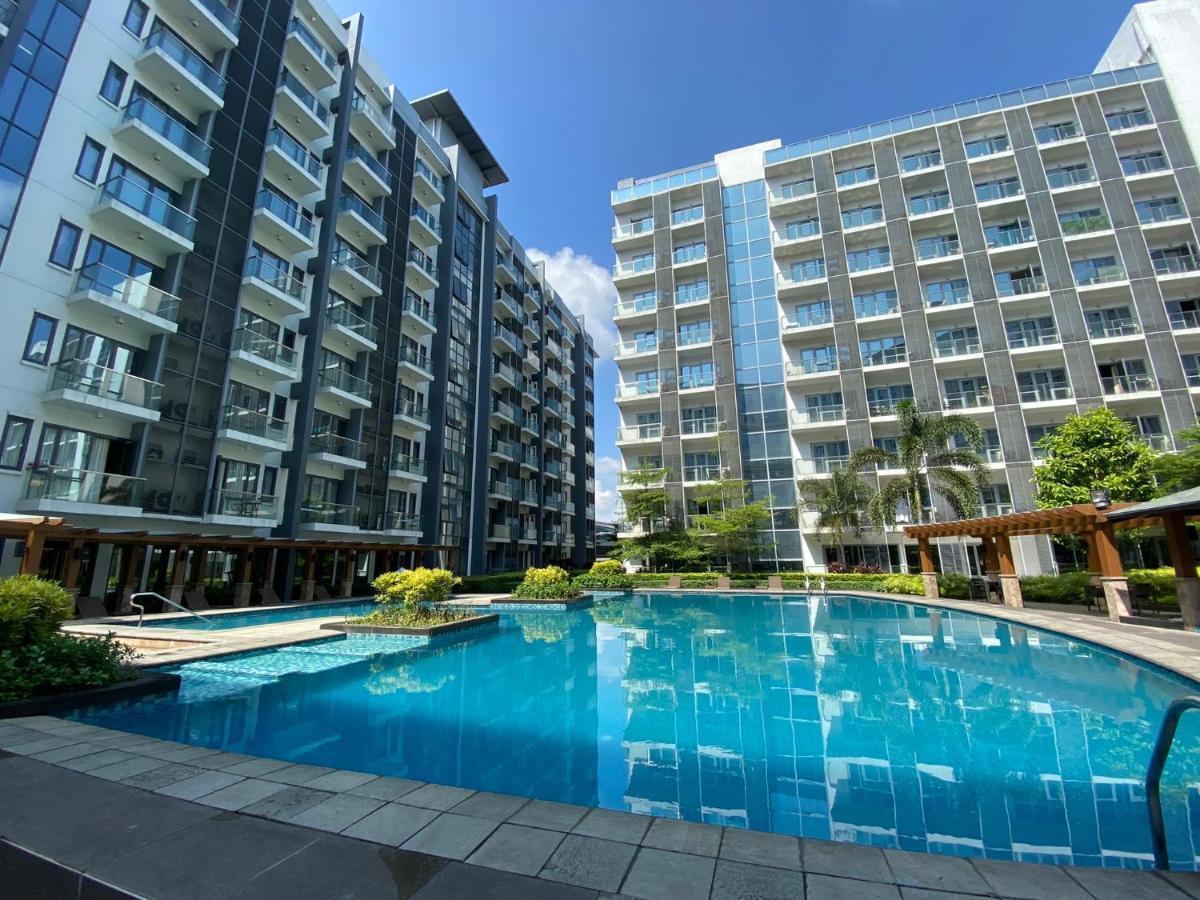Cozyvilla At 81 Newport Blvd Walk To Naia T3 Marriott & Resorts World Casino & Newport Mall For 5 Pax Free Parking!!!! Pasay Kültér fotó