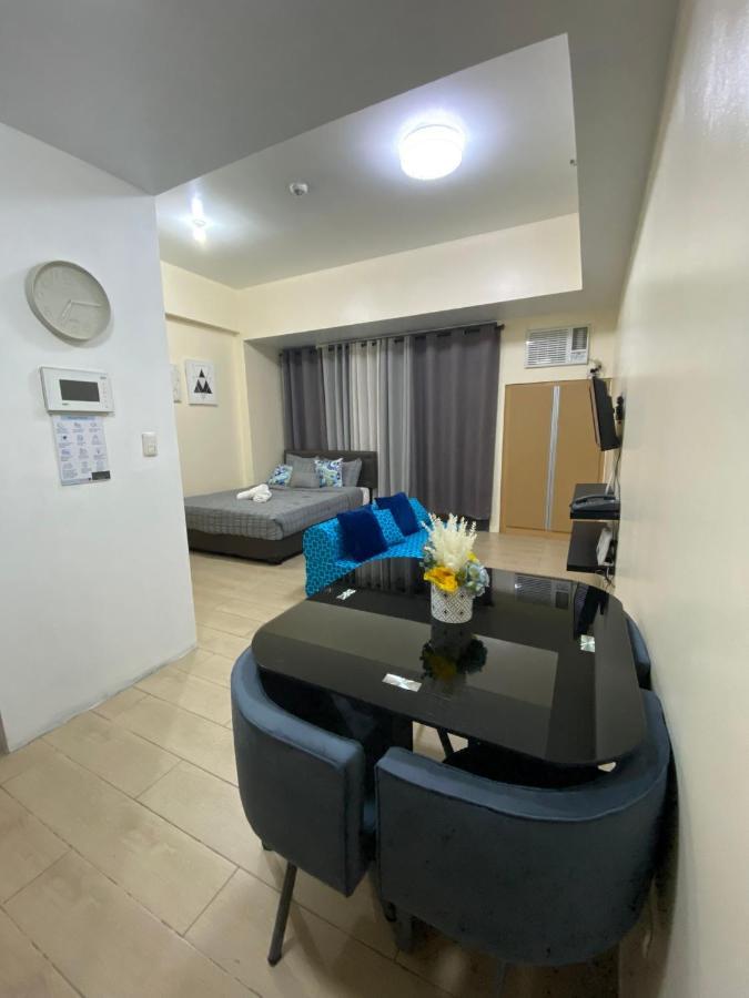 Cozyvilla At 81 Newport Blvd Walk To Naia T3 Marriott & Resorts World Casino & Newport Mall For 5 Pax Free Parking!!!! Pasay Kültér fotó